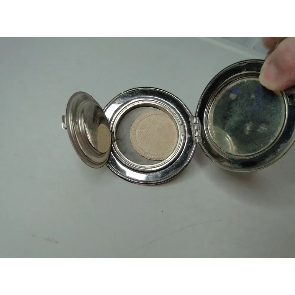 Vintage Compact‎ Double Compartment Powder/Rouge Puff Unmarked 1930s-40s Geese